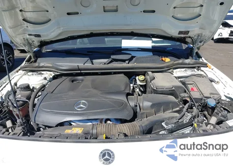 2018 Mercedes-Benz Gla 250 z USA, uszkodzony, nr VIN WDCTG4EB8JJ407340